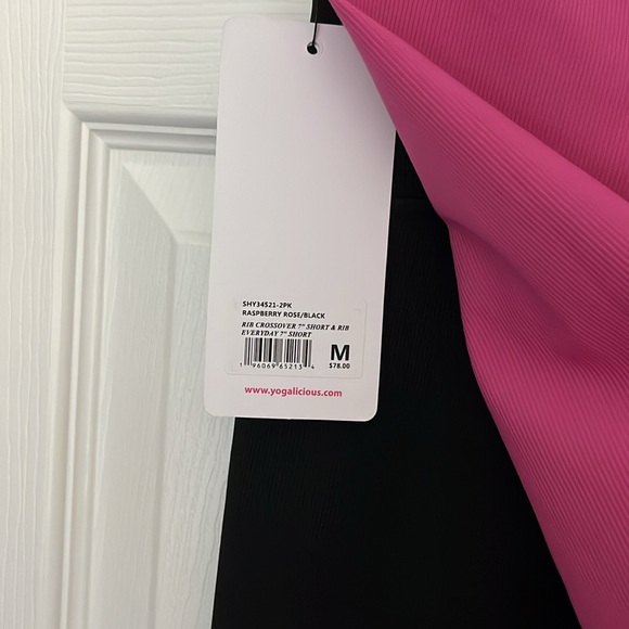 YOGALICIOUS Crossover/Everyday 7” Bike Shorts, NWT - Picture 5 of 7